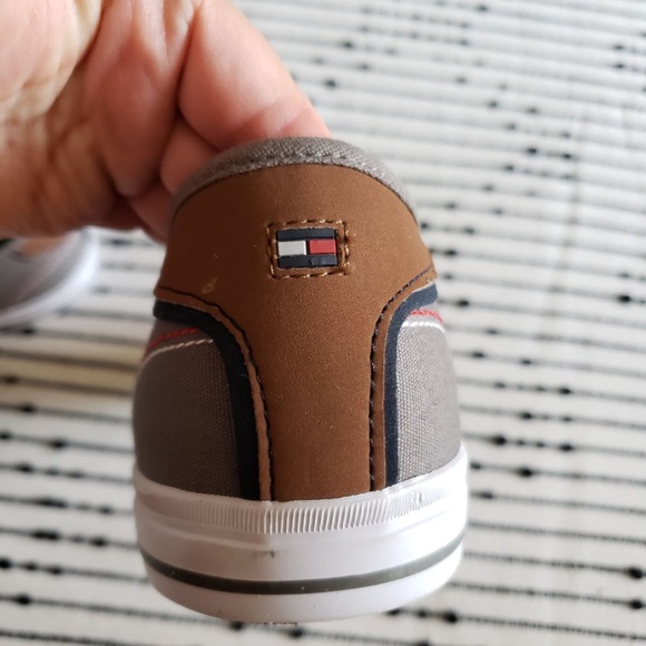 Tommy Hilfiger Casual Shoes - Picture 3 of 3
